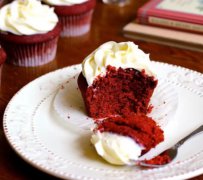 红丝绒蛋糕教程：属于烘焙人的情人节礼物~