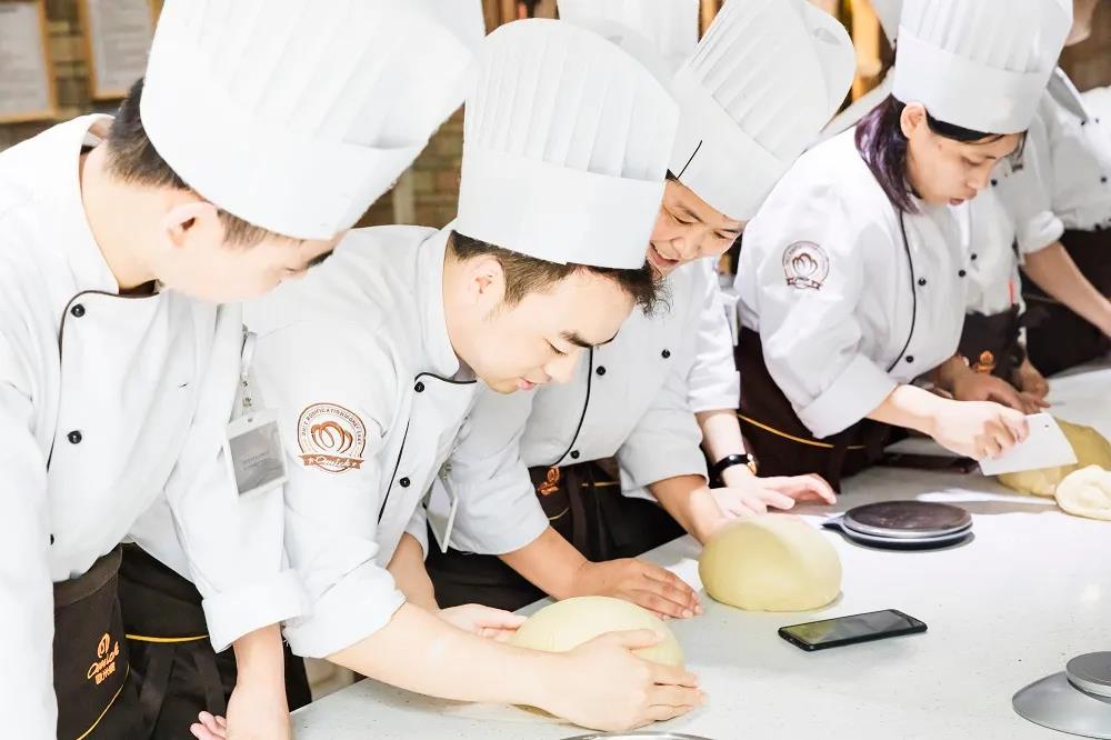 学烘焙要多长时间?答案在这里!