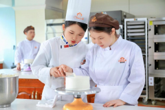 初中毕业后可以去学西点吗?苏州西点培训哪家